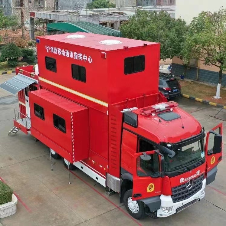 通信消防指挥车