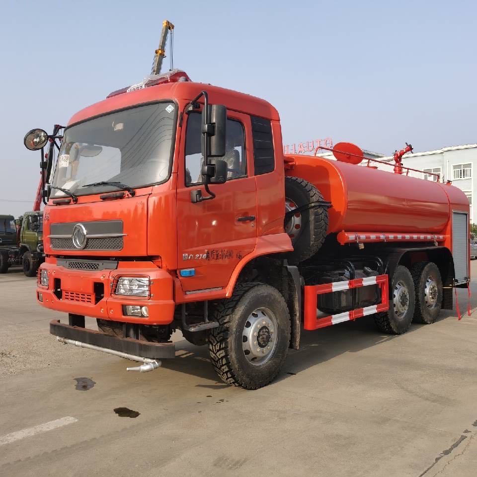 天锦6驱水罐森林消防车