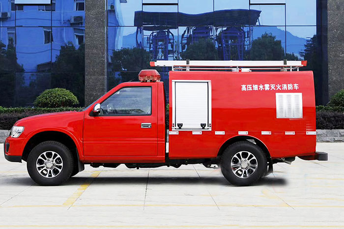 五十铃四驱救险车图片