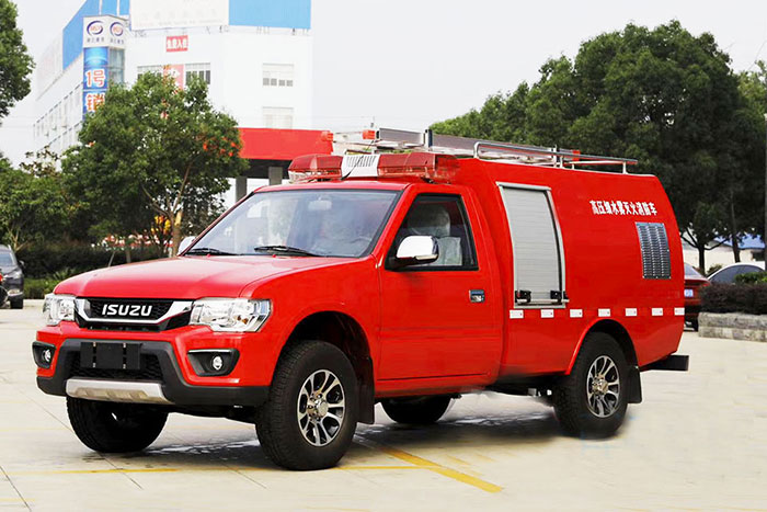 五十铃四驱救险车图片