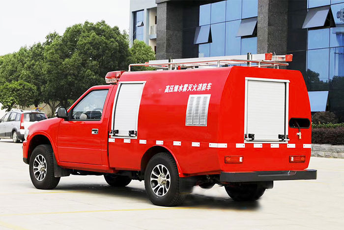 五十铃四驱救险车图片