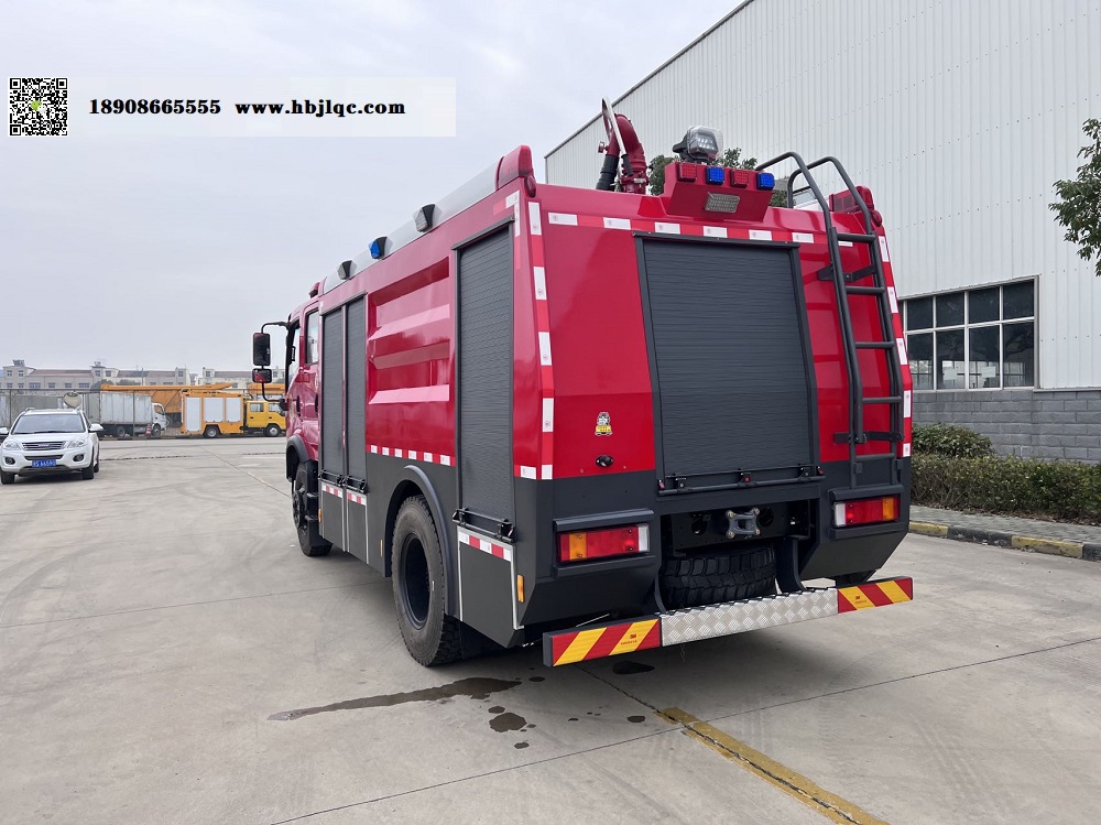 东风四驱森林消防车图片