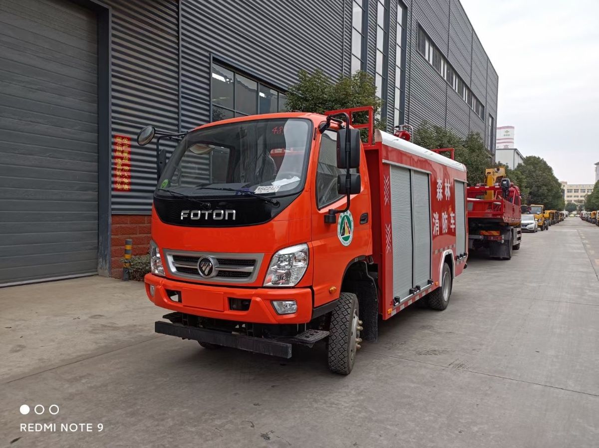 福男四驱森林消防车