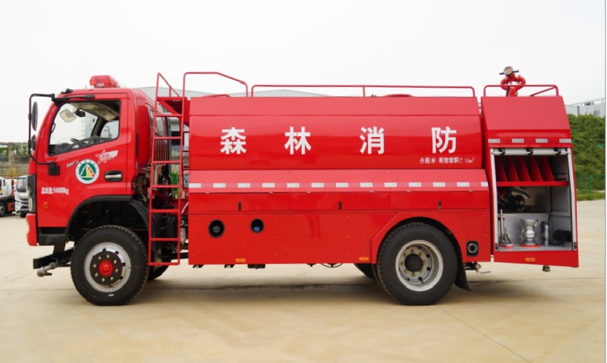 东风四驱远程供水车图片