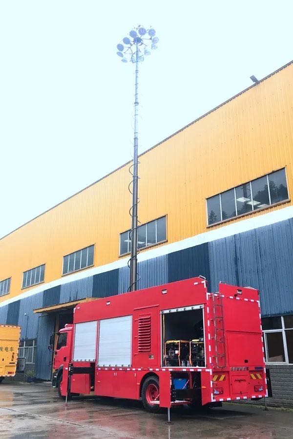 德国曼照明车图片