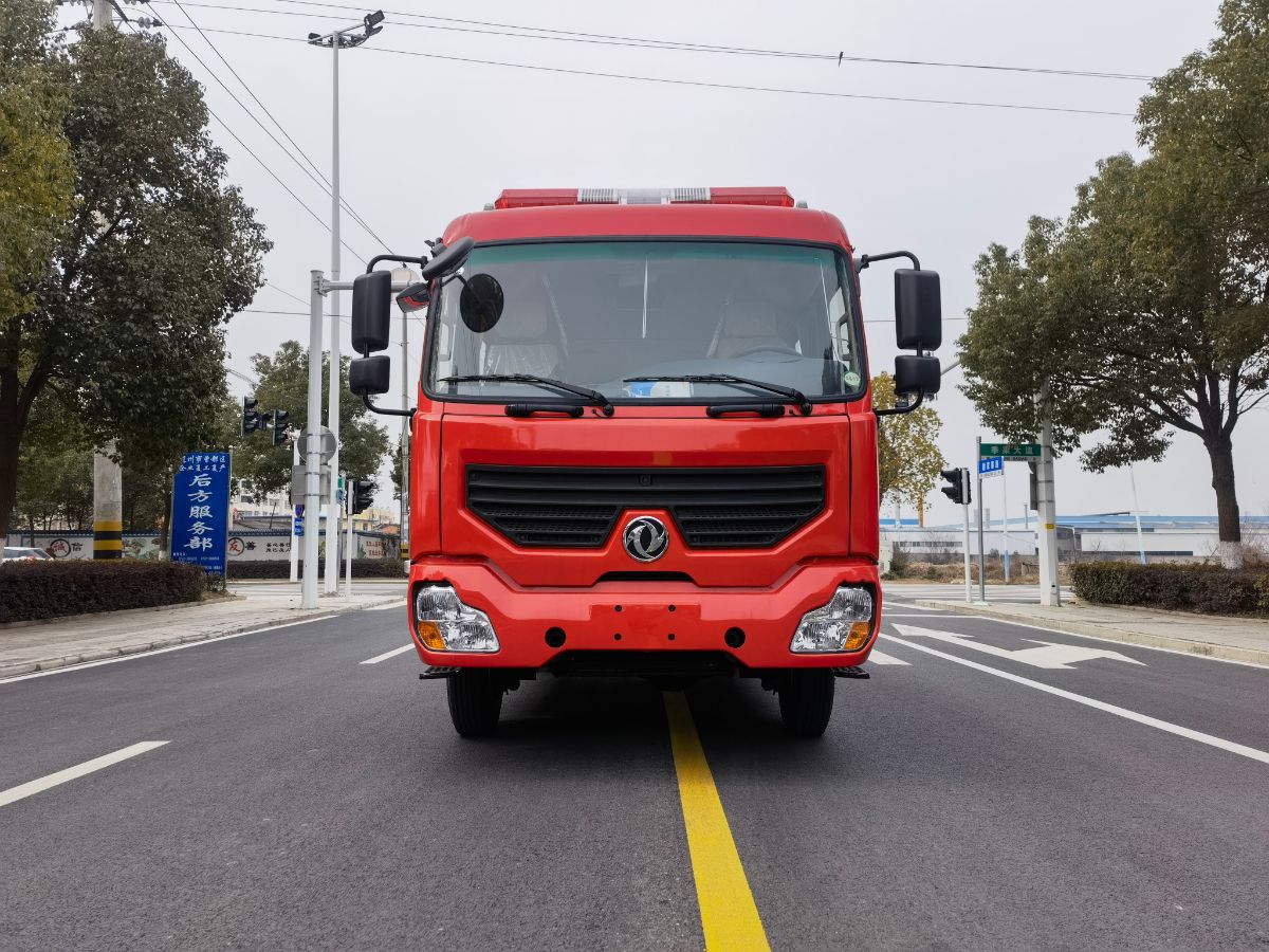 东风四驱运兵车（10-17）座图片