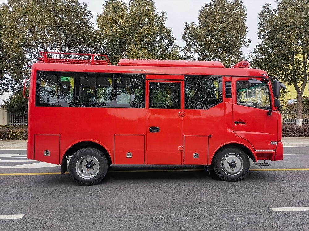 东风四驱运兵车（10-17）座图片