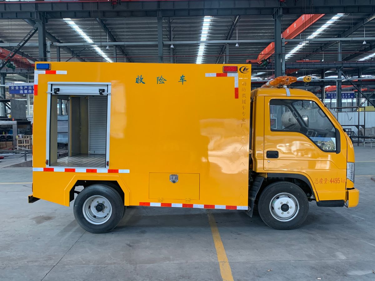 小卡之星2救险车图片