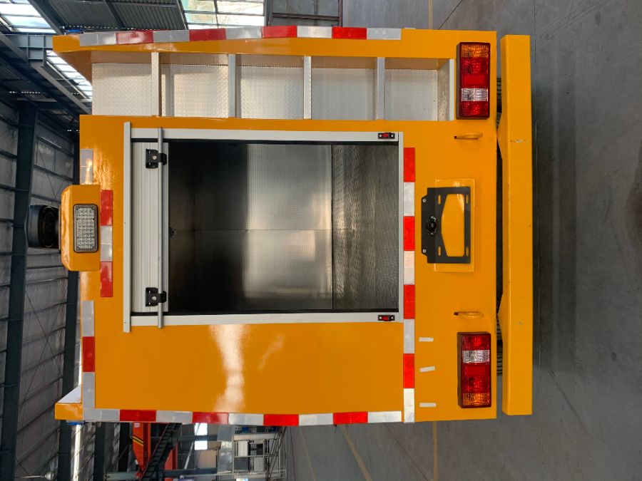 小卡之星2救险车图片