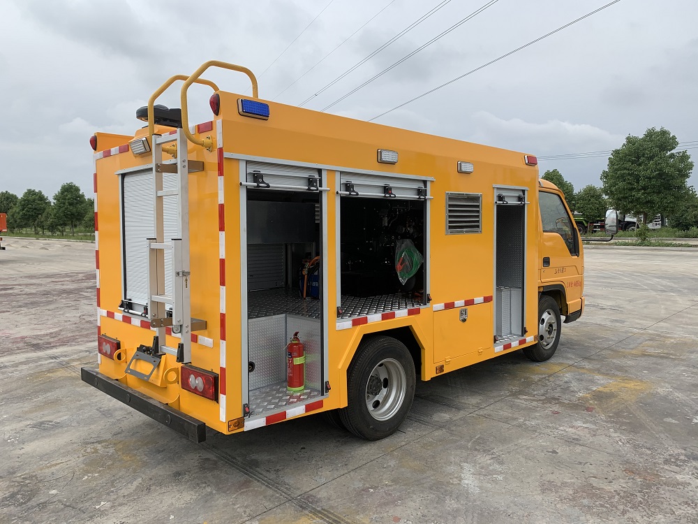 小卡之星3救险车图片