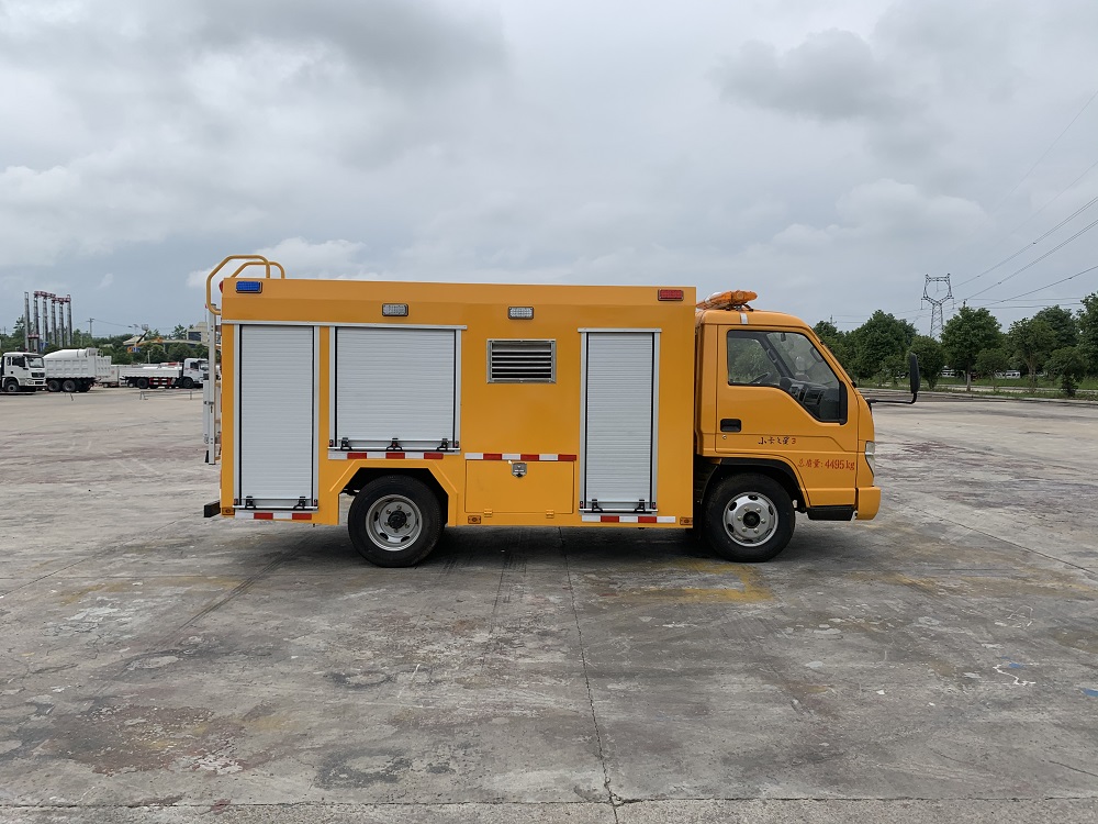 小卡之星3救险车图片