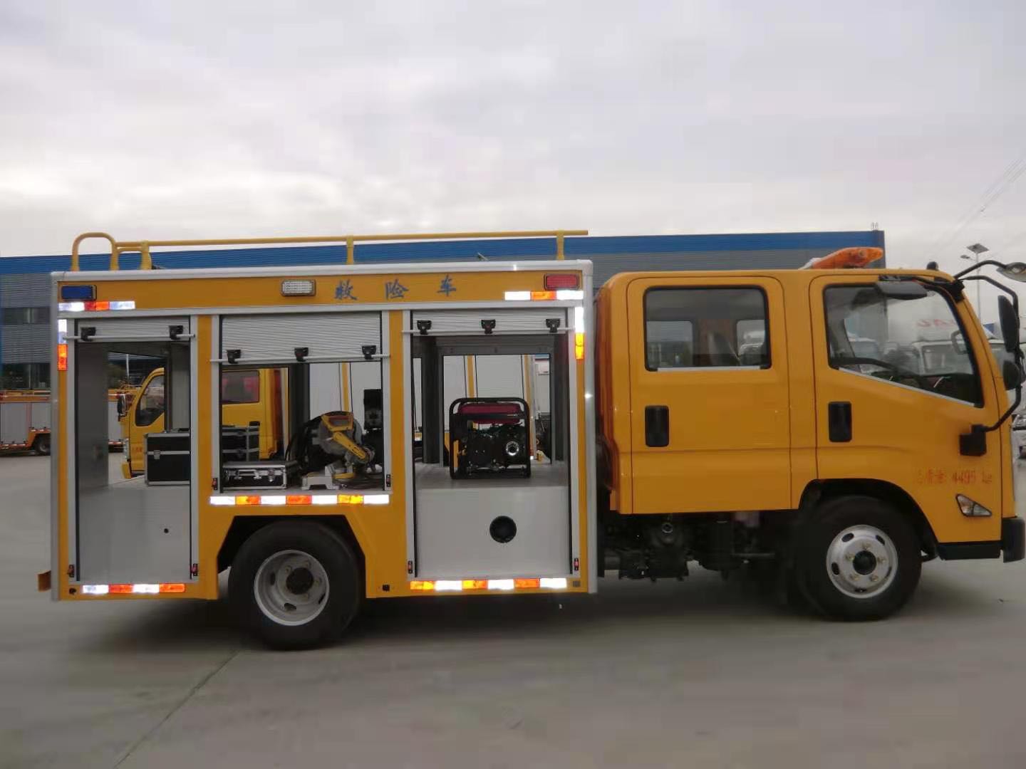 江铃工程救险车图片