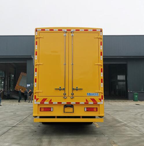 CLW5310XDYD6型电源车图片