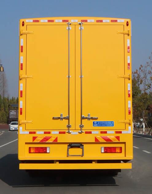 CLW5180XDYD6型电源车图片