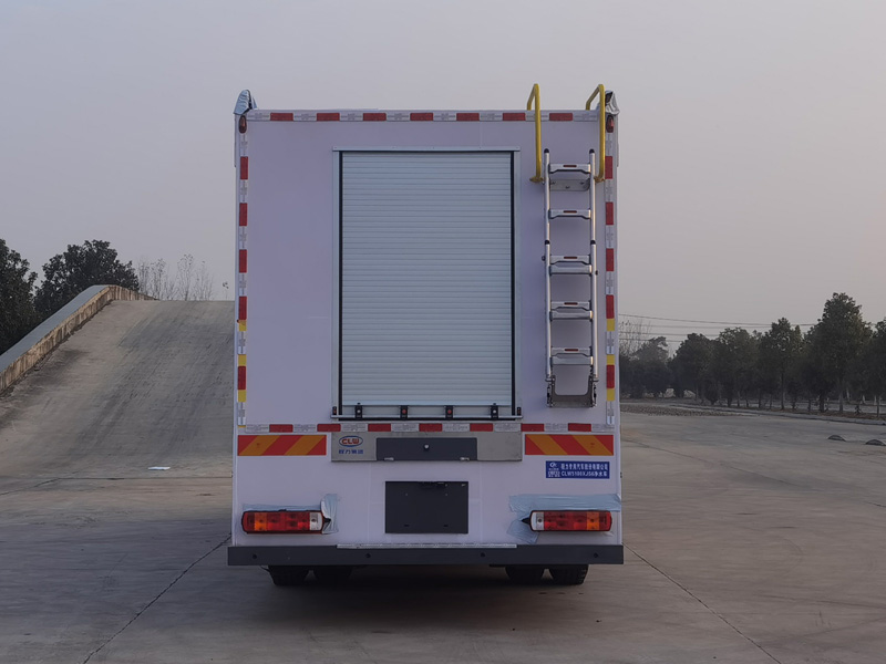 CLW5180XJS6型净水车图片