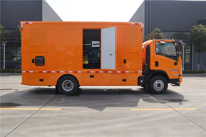 CLW5080XDYS6型电源车图片