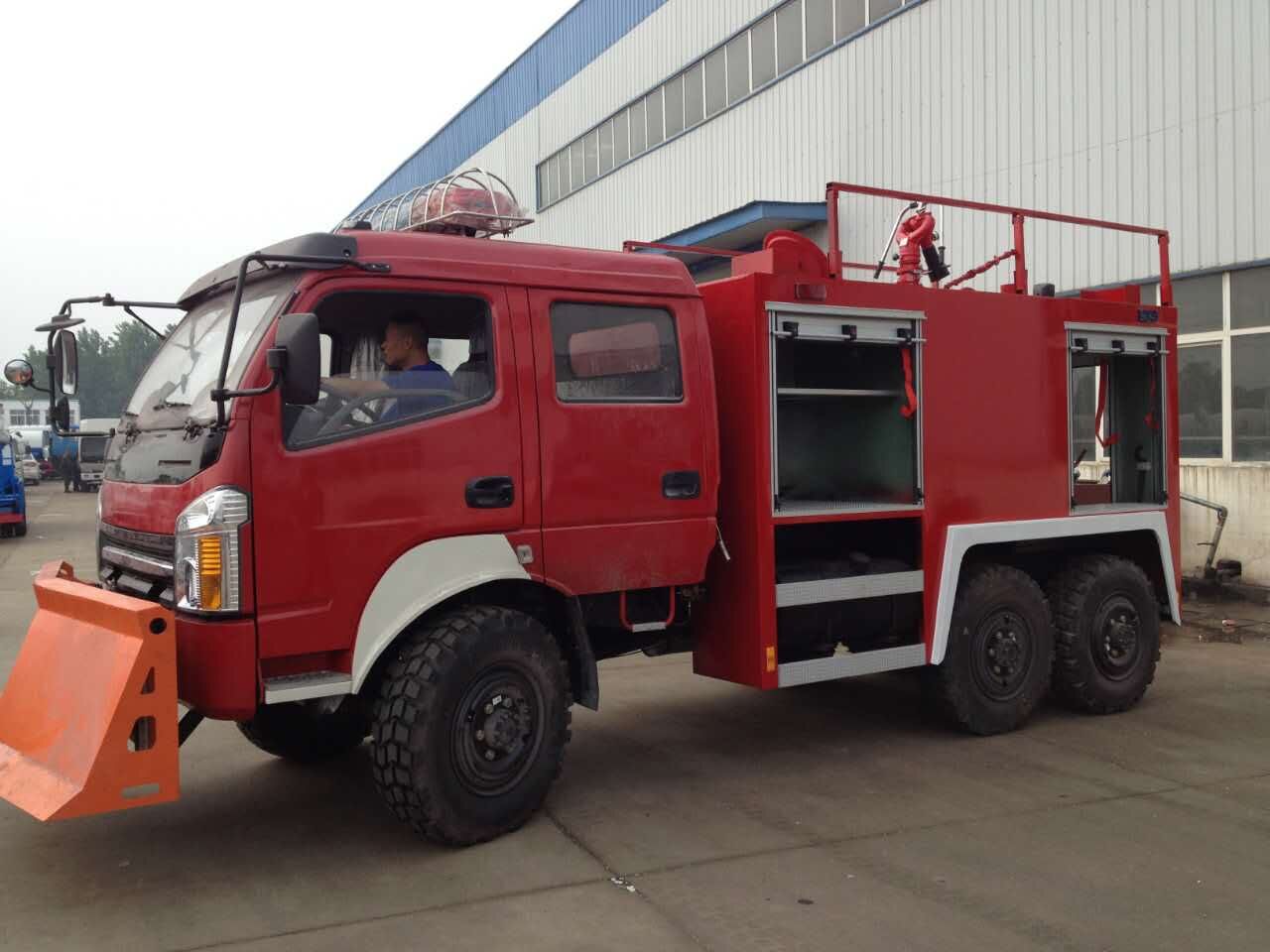 森林消防车图片