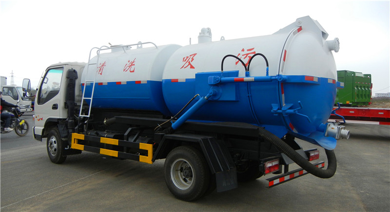 夏天雨多吸污车行车养车支招