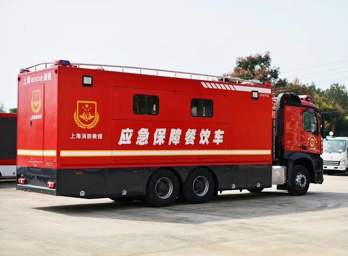 奔驰餐饮车图片