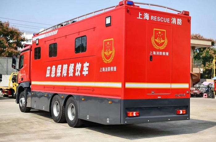 奔驰餐饮车图片