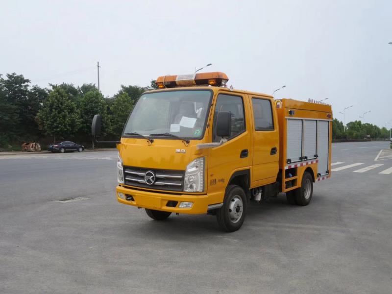 多功能抢险车