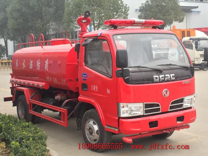 东风多利卡消防洒水车